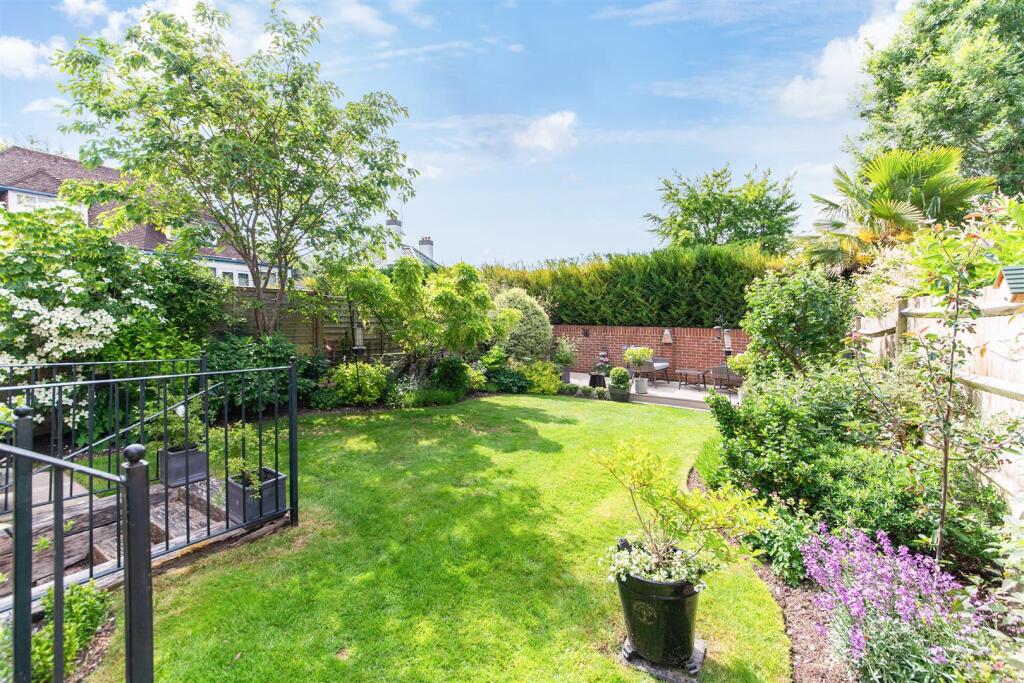 KINGSWOOD ROAD (25).jpg