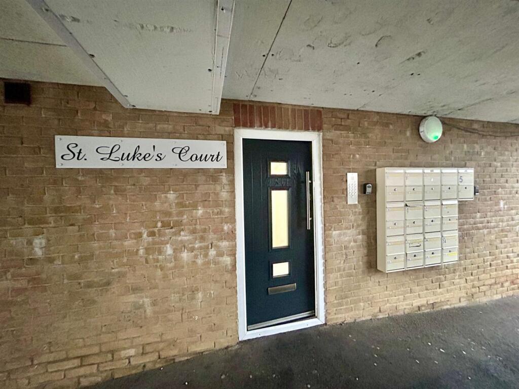 Front door St Luke's Court.jpg