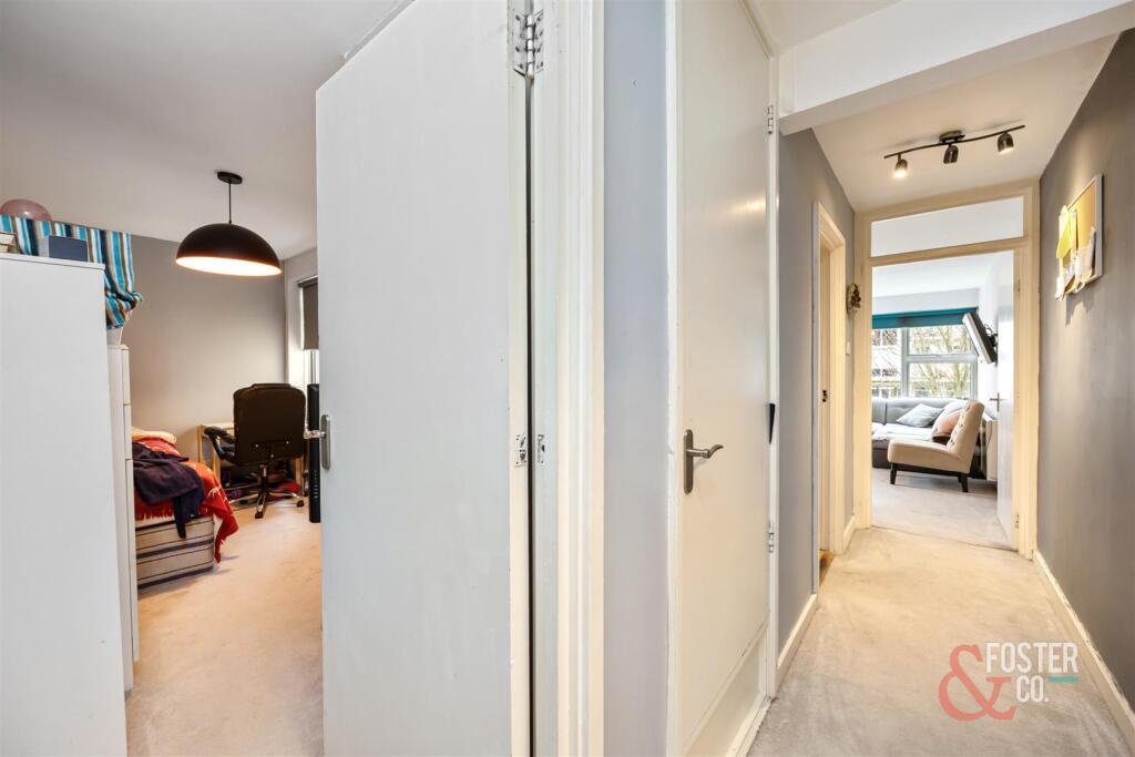 Wilbury Avenue, Aynsley Court, 9-012.jpg