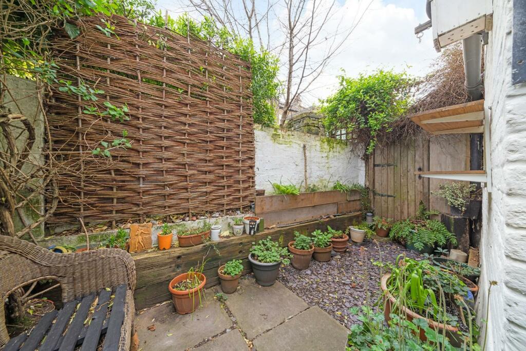 Garden (2).jpg