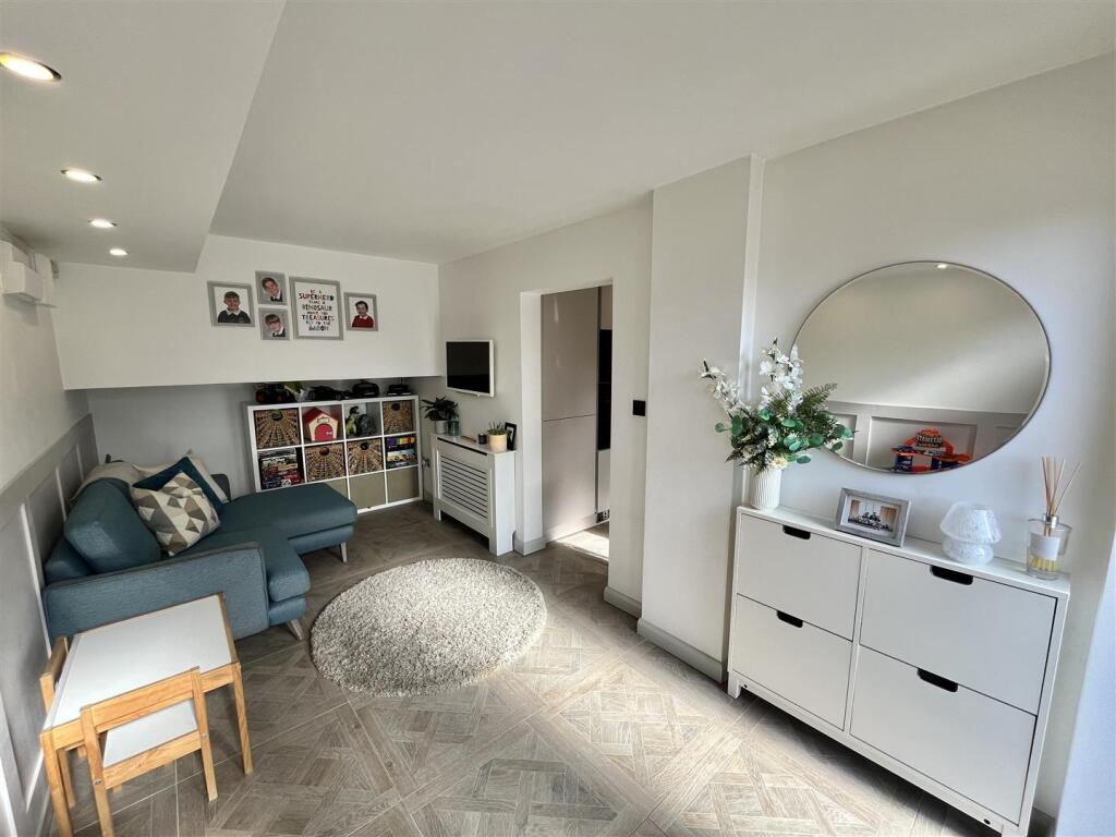 Family Room / office