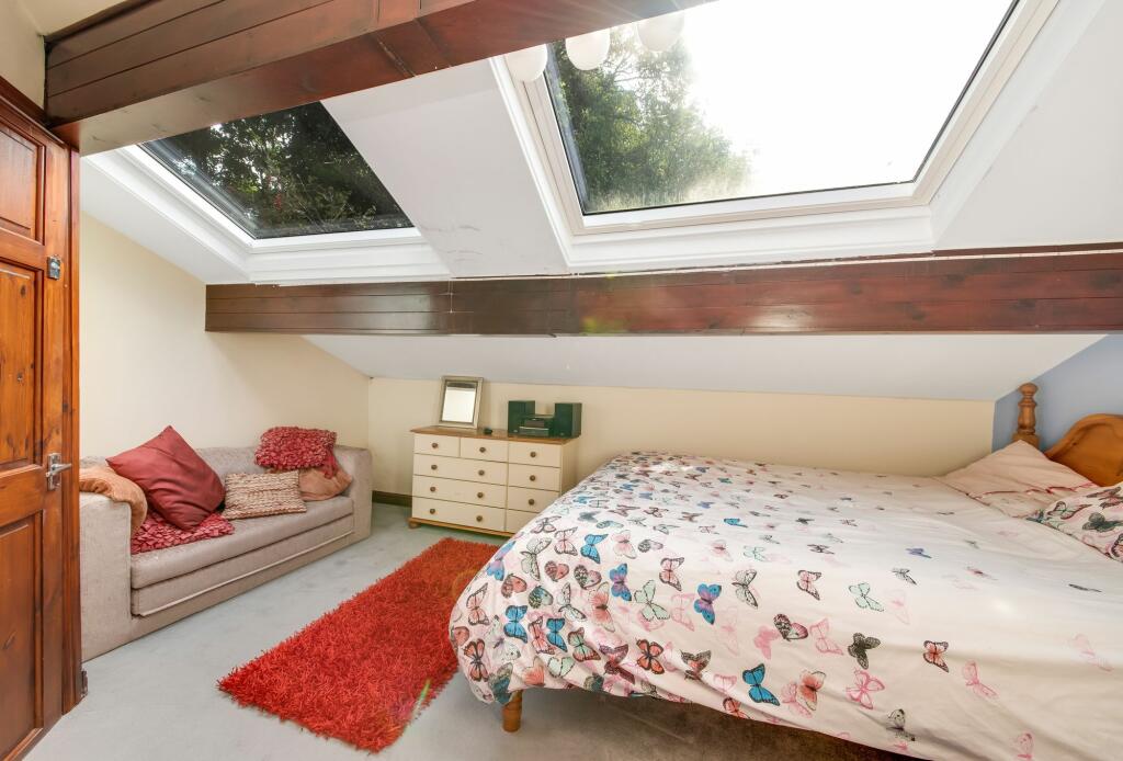 BEDROOM FIVE