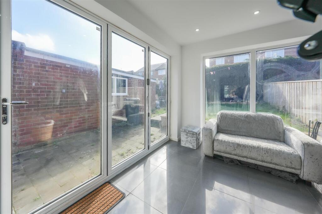 SUN ROOM