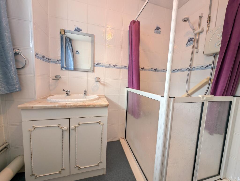 Upstairs bathroom
