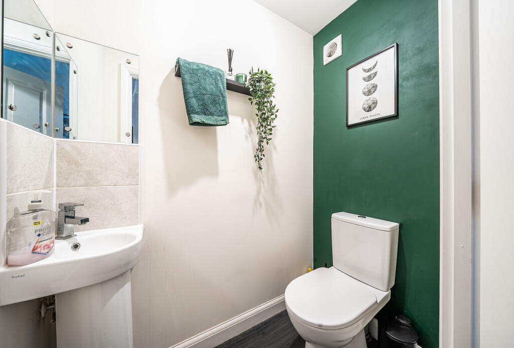 1296405-18-682ccb...