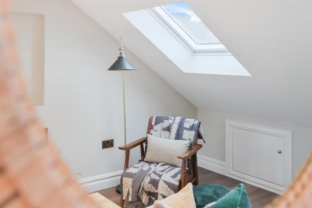 ASTBURY ROAD, 2C  (3).jpg