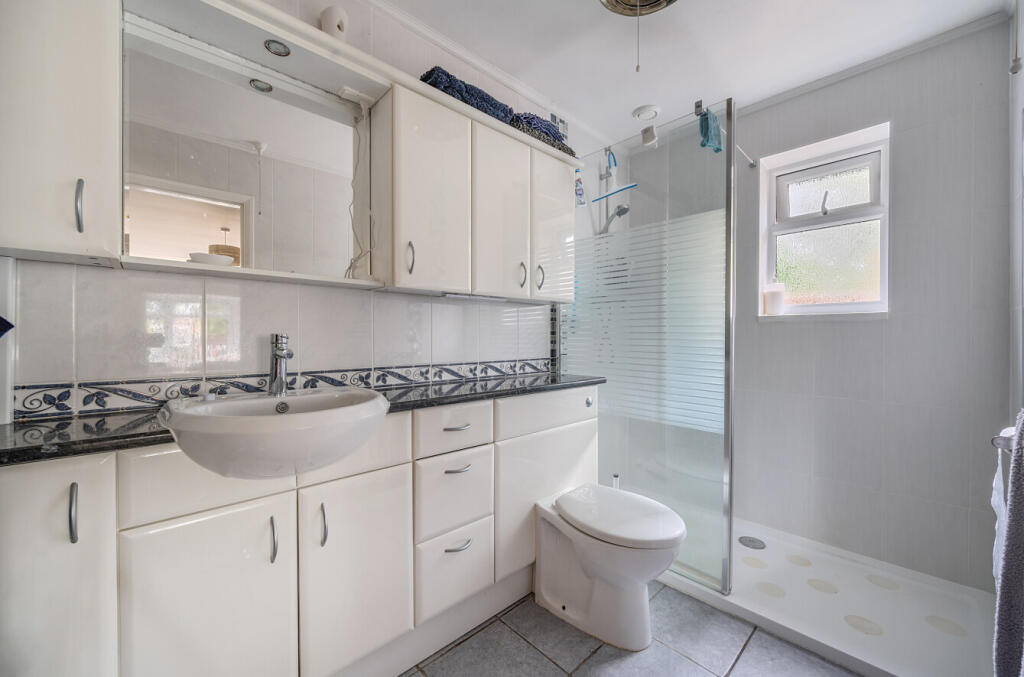 1304671-16-684080...