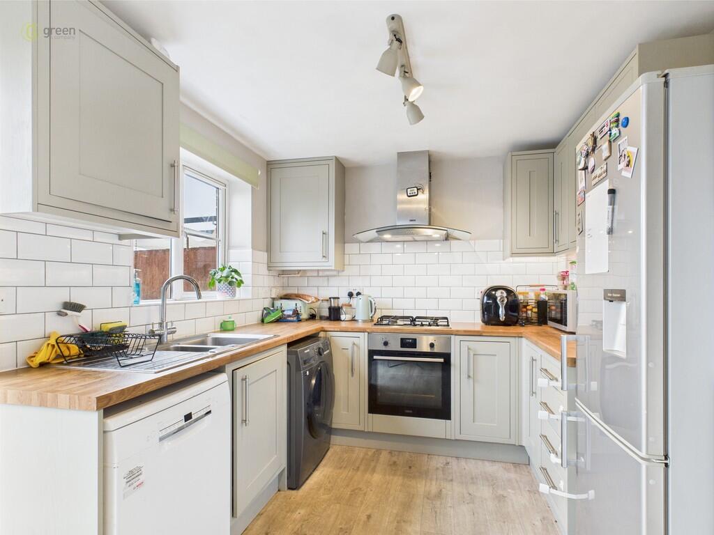 CAM03830G0-PR0158...