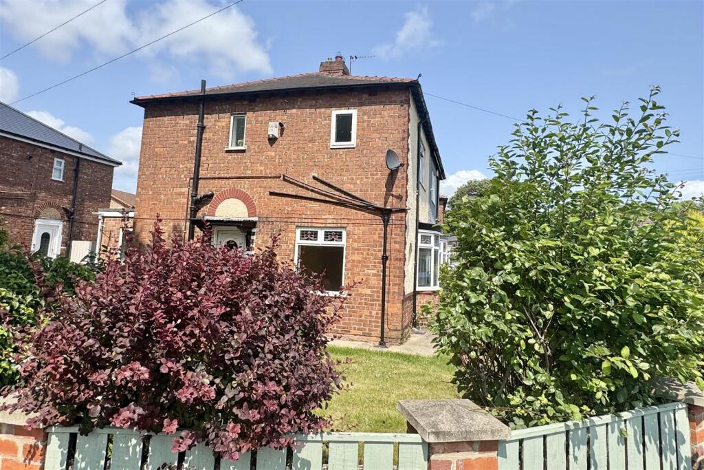 Gardens front &amp; side