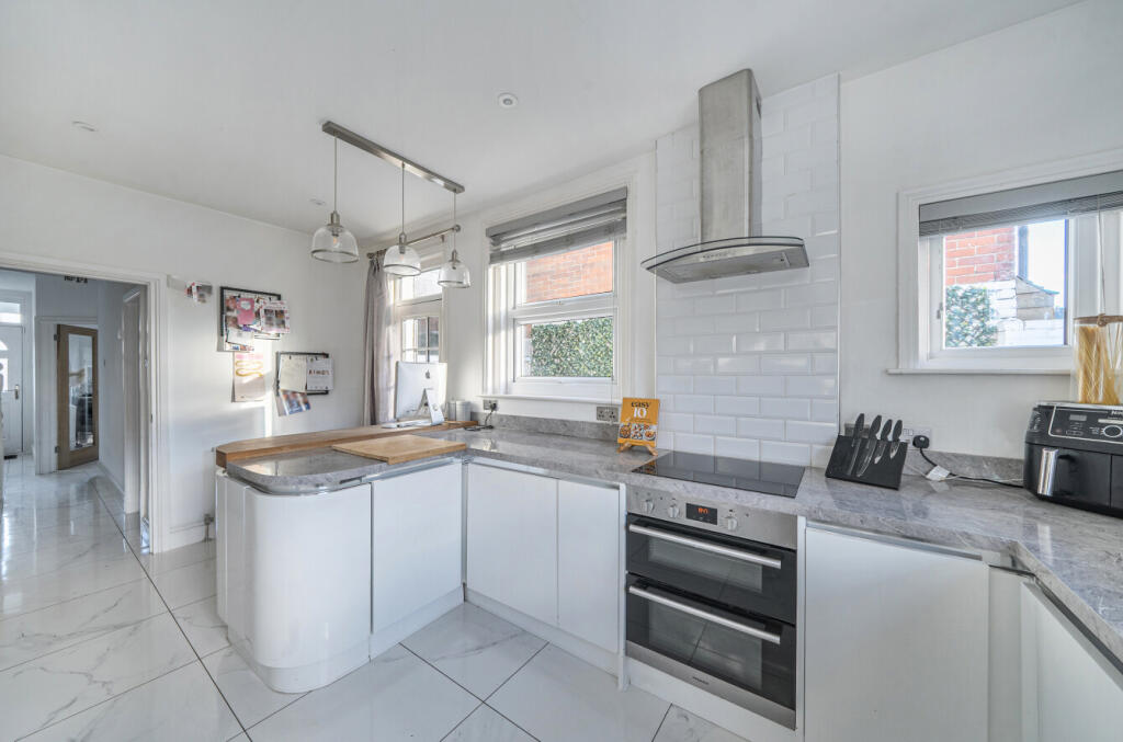 1385034-10-6925c1...