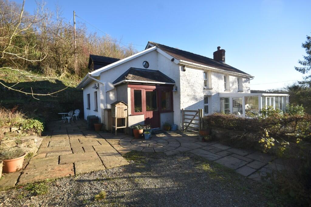 CAPEL DEWI, LLANDYSUL. SA44 4PP