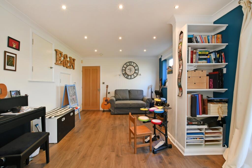 Bedroom Four - Additional Reception