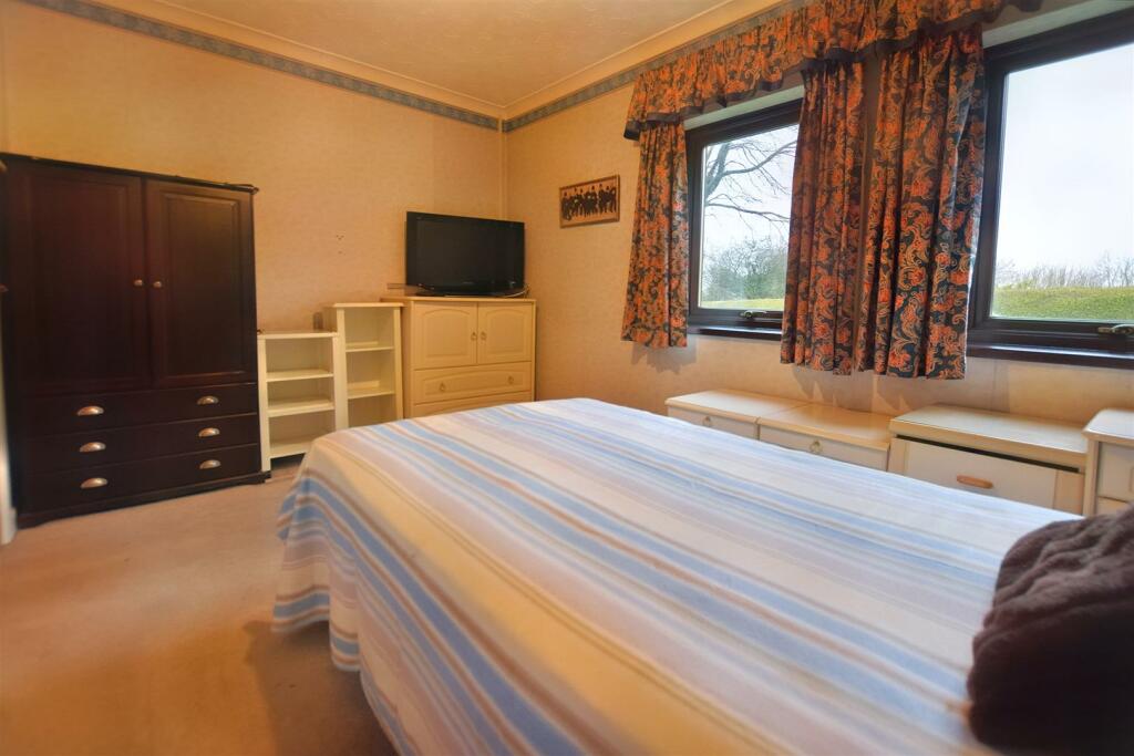 Single Bedroom