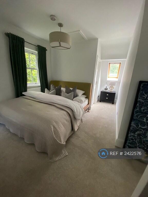 Bedroom 2 (Super King)
