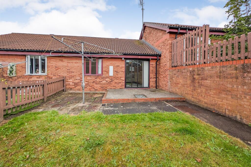 7 St. Patricks Walk, Gateshead, Tyne And Wear, NE10 9HF