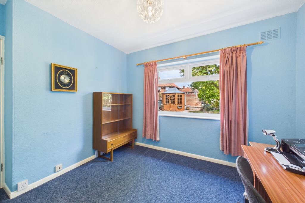 CAM03162G0-PR0274-STILL006