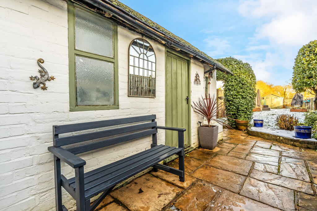 3-Uckfield-Cottage-20
