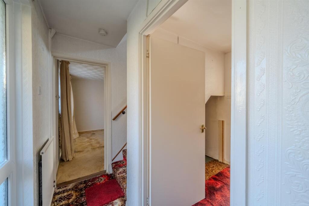 187 Henllys Way-14.jpg