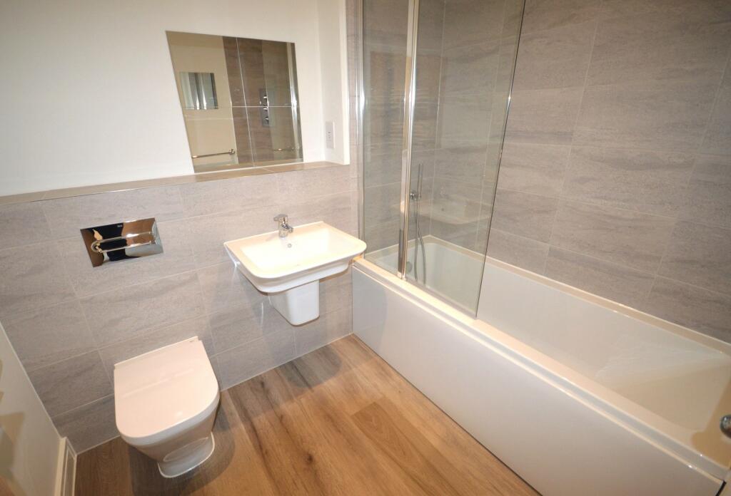 Main Bathroom
