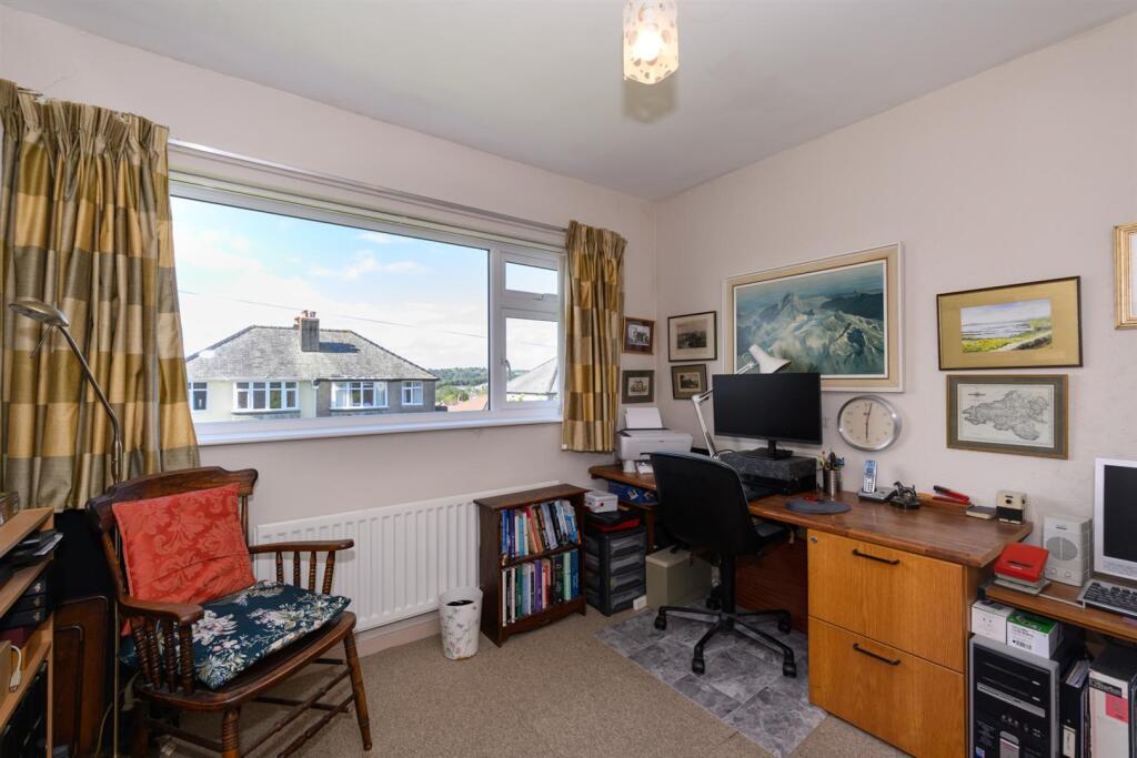 BEDROOM 4 (currently a study)