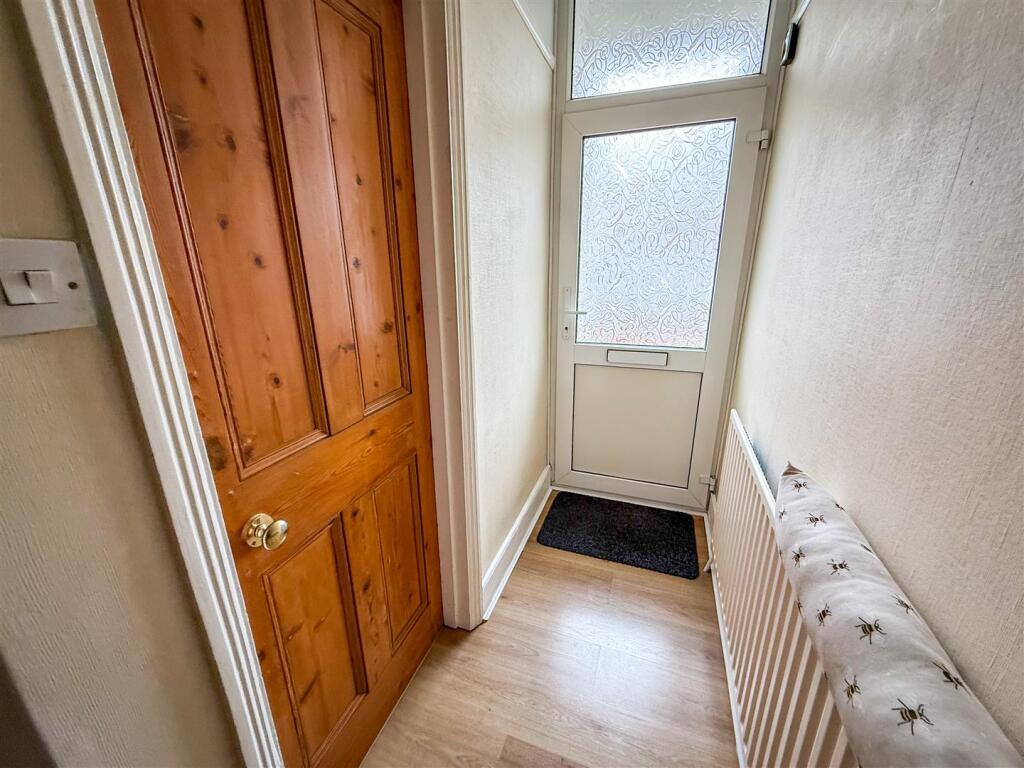 ENTRANCE HALLWAY