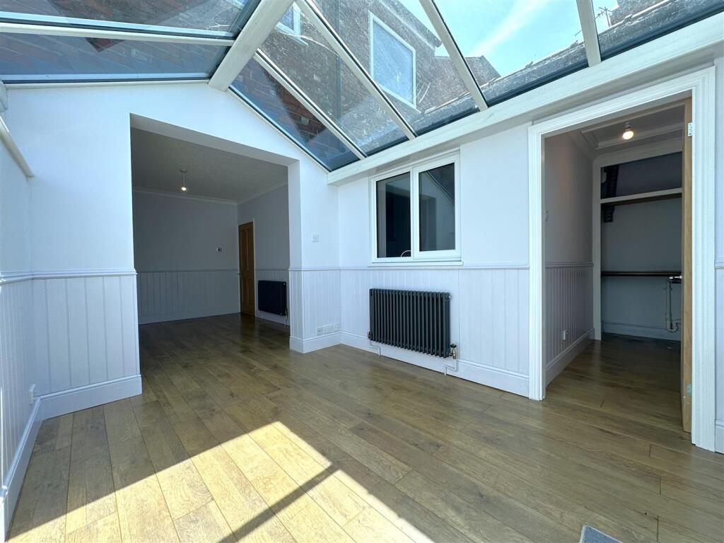 Garden Room Into Shower Room 970