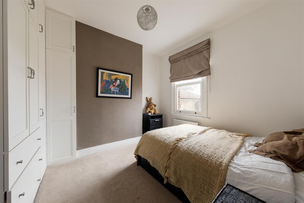 Romford Road, E7