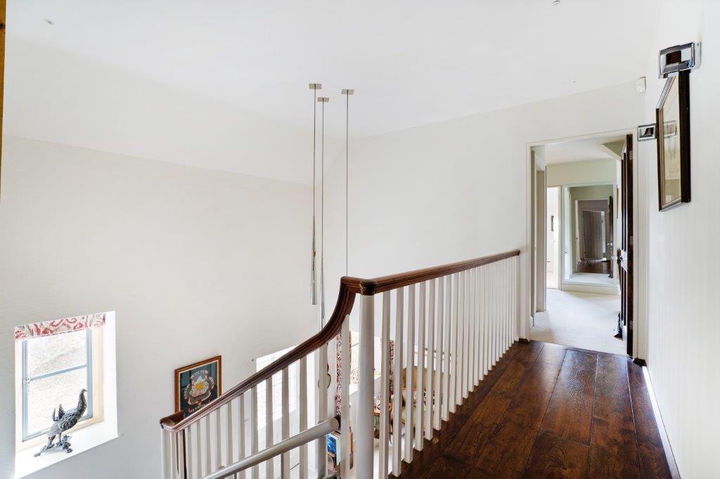 September Cottage  - Landing.jpg