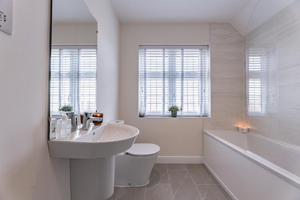 5 Rutherford Drive-11.jpg