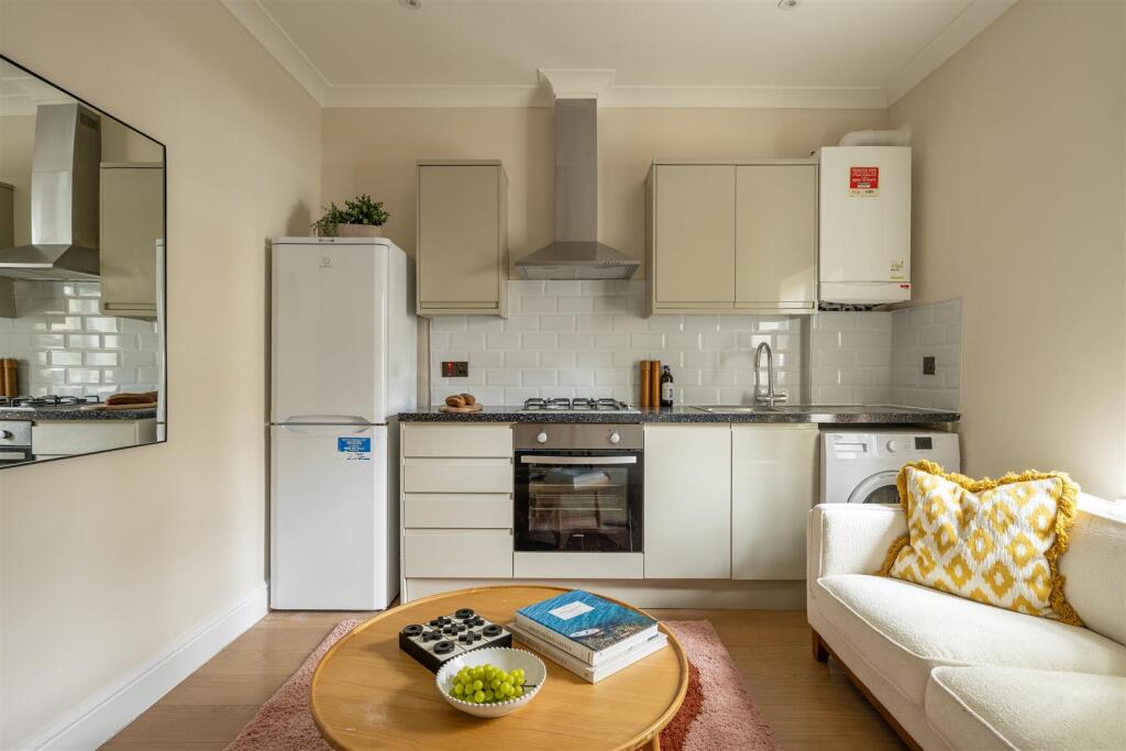 Living-Area-2.jpg