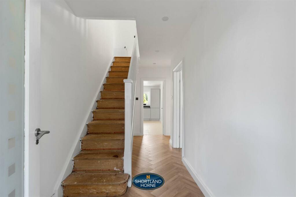 101 Canley Rd (9 of 26).jpg