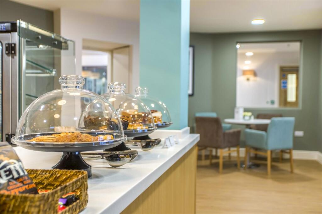 01280_Meadow Court_Internal_052.jpg