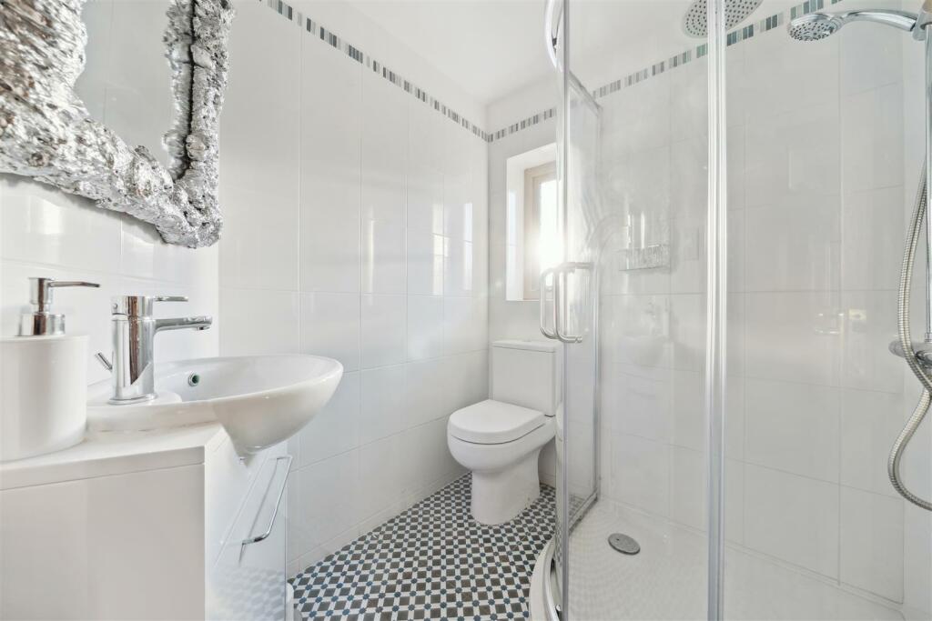 Devonshire Passage, W4 - FOR SALE