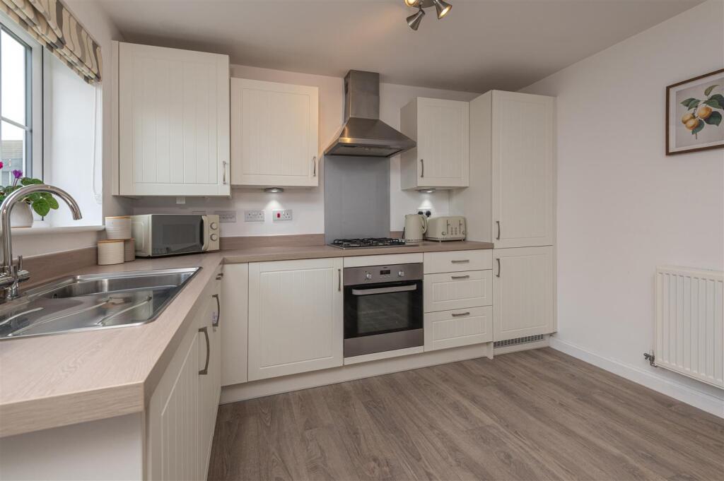 25 - 1 Anderson Lane LS27 0FP.jpg