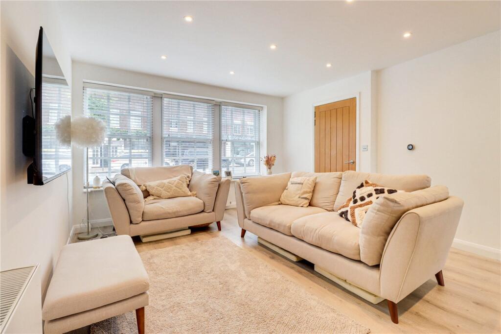 Lounge Area