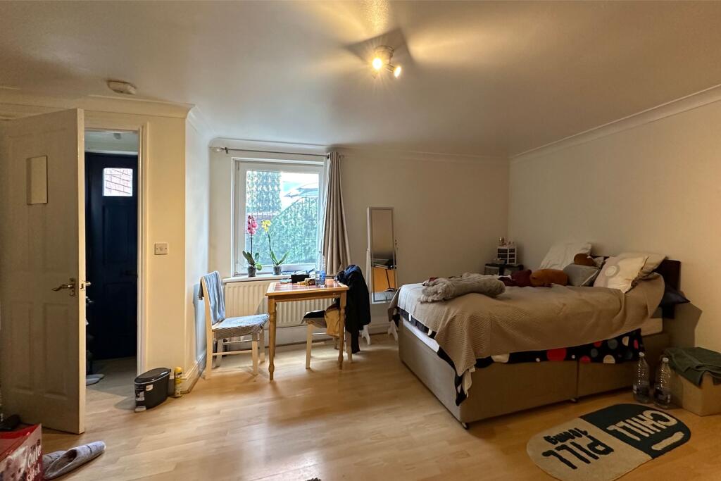 27A Vachel Road, Reading RG1 1NY