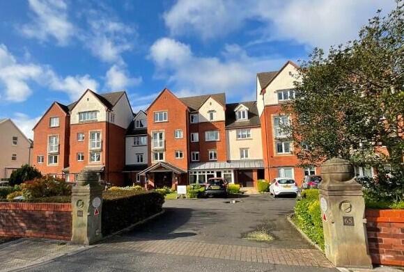 External 2 T202506241653.jpg