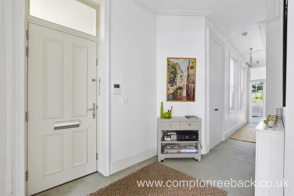 Lauderdale Mansions - Hall - Original (3).jpg