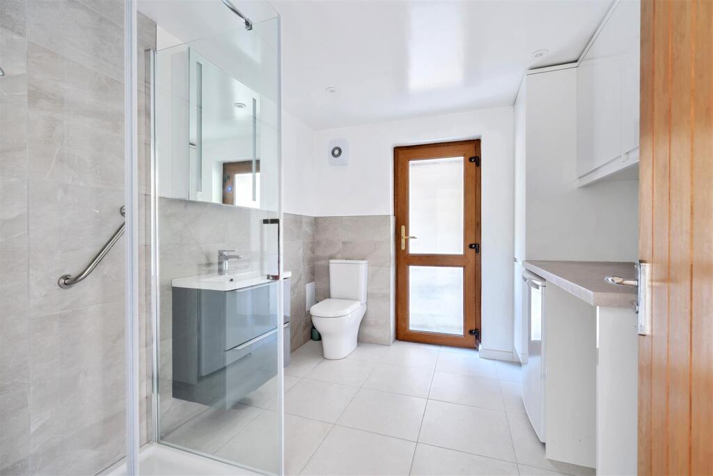 Shower / Utility Room