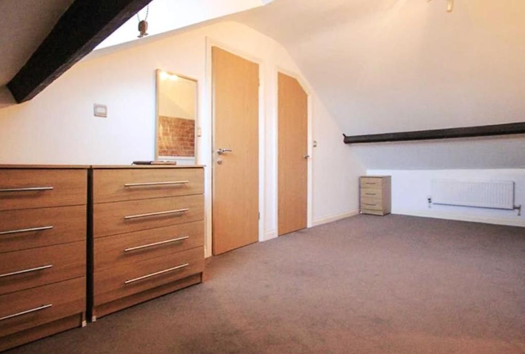 4, 2 Oakfield Street LR (8 of 10).jpg