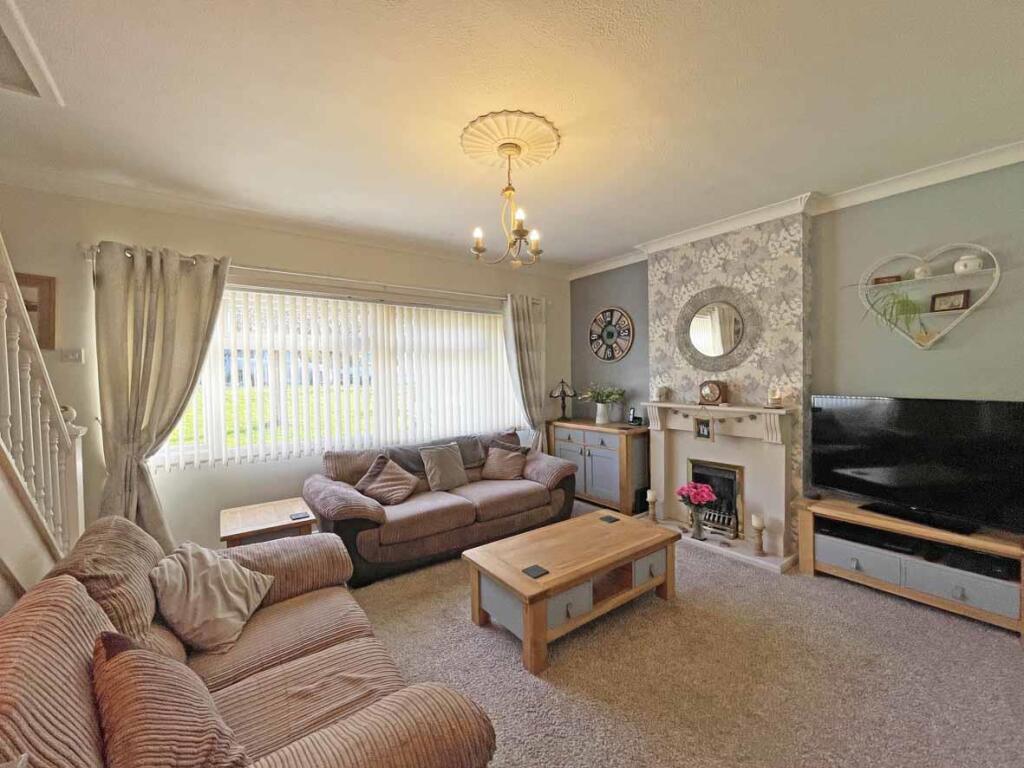 Dayton Close 51 Lounge 1.jpg