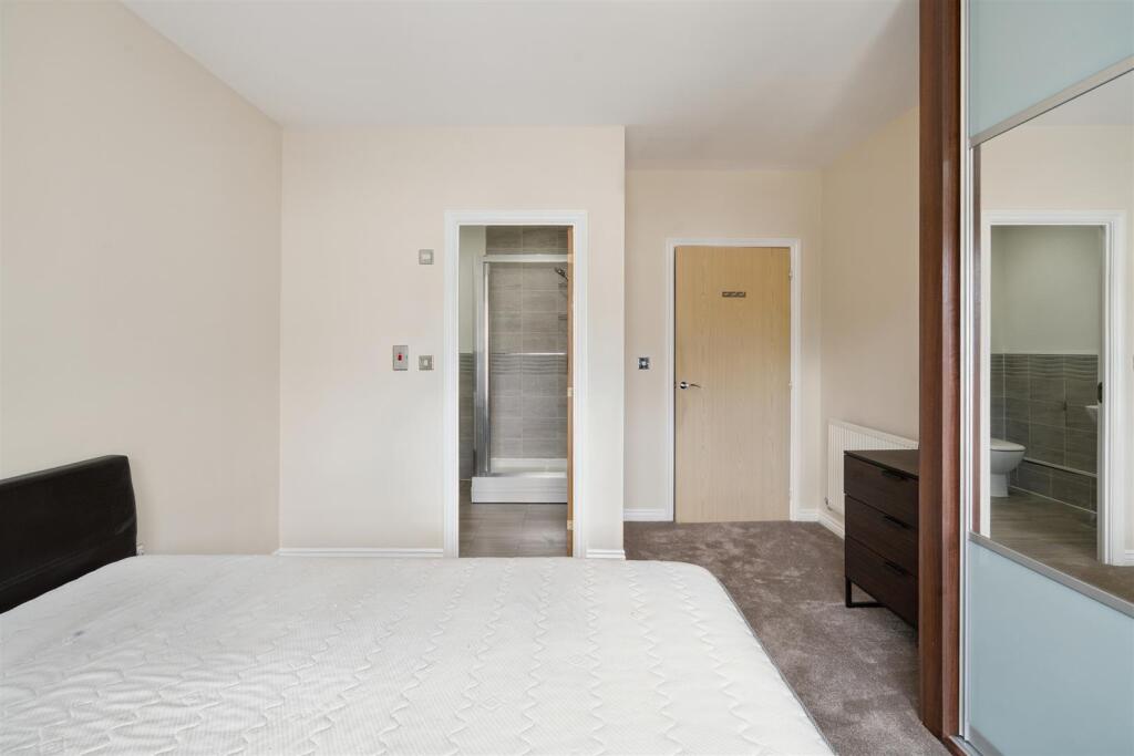 Apartment 26 Kensington Court,, 5C Highfield Road 