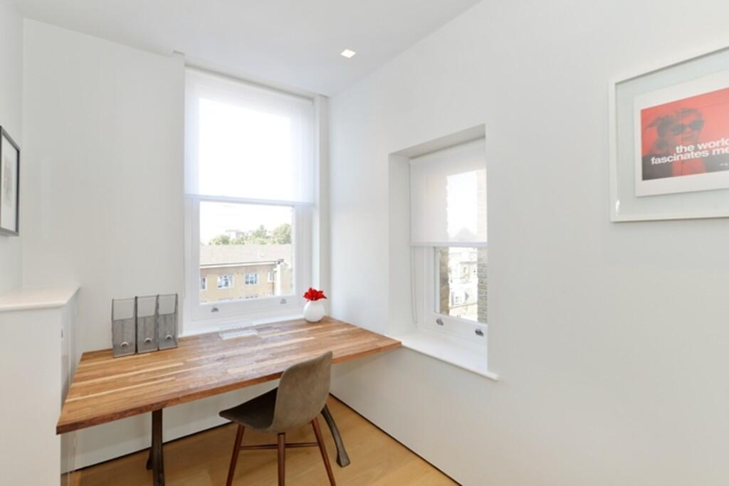 3, 76 Redcliffe S...