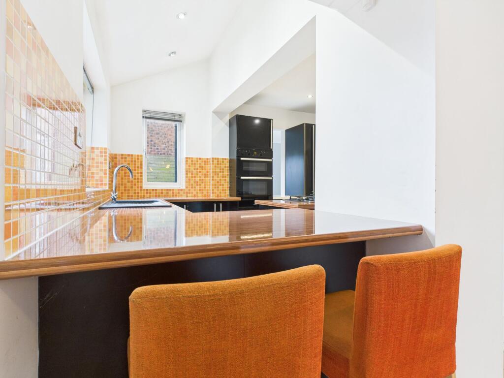 Dining Area (Kitchen)