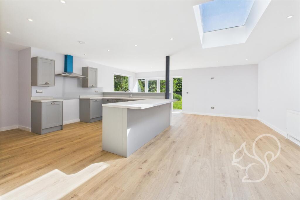 Kitchen/Living Area