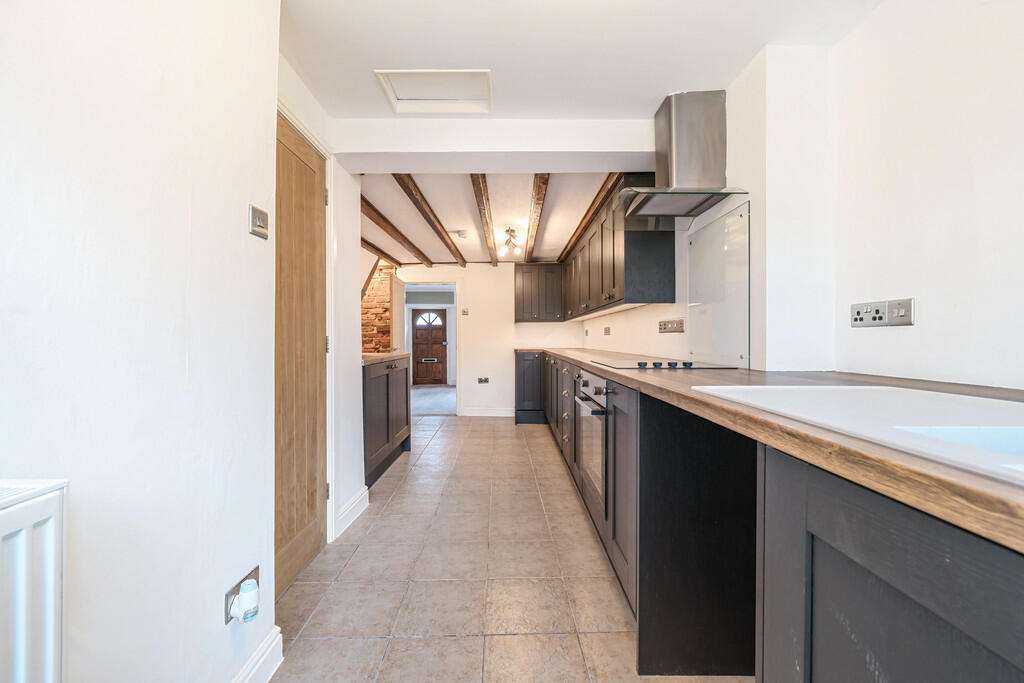 Kitchen/ Dining R...