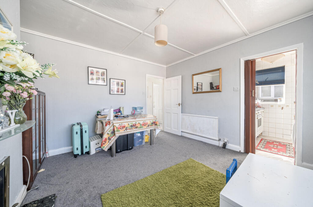 1361289-8-68e3cdc...