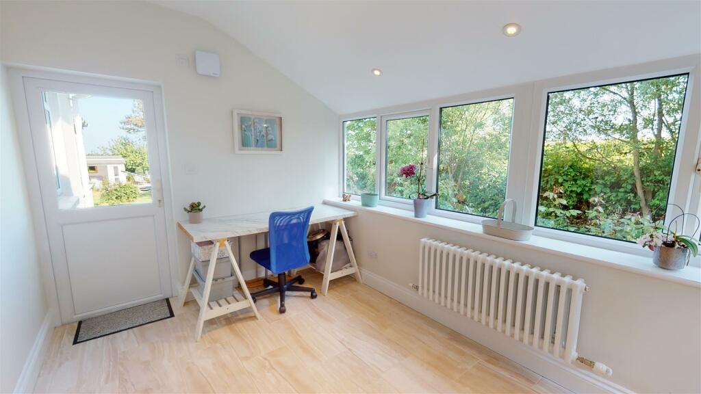 Hazel-Hill-StFlorence-Milton-Tenby-05282023_171012