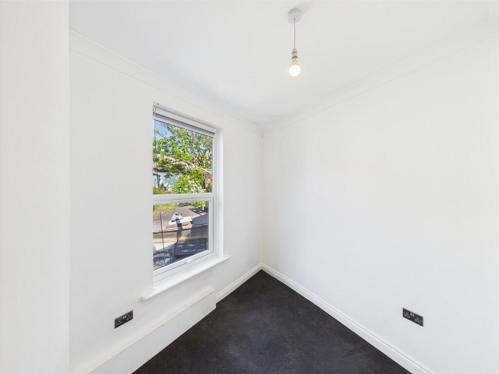 CAM03987G0-PR0101...