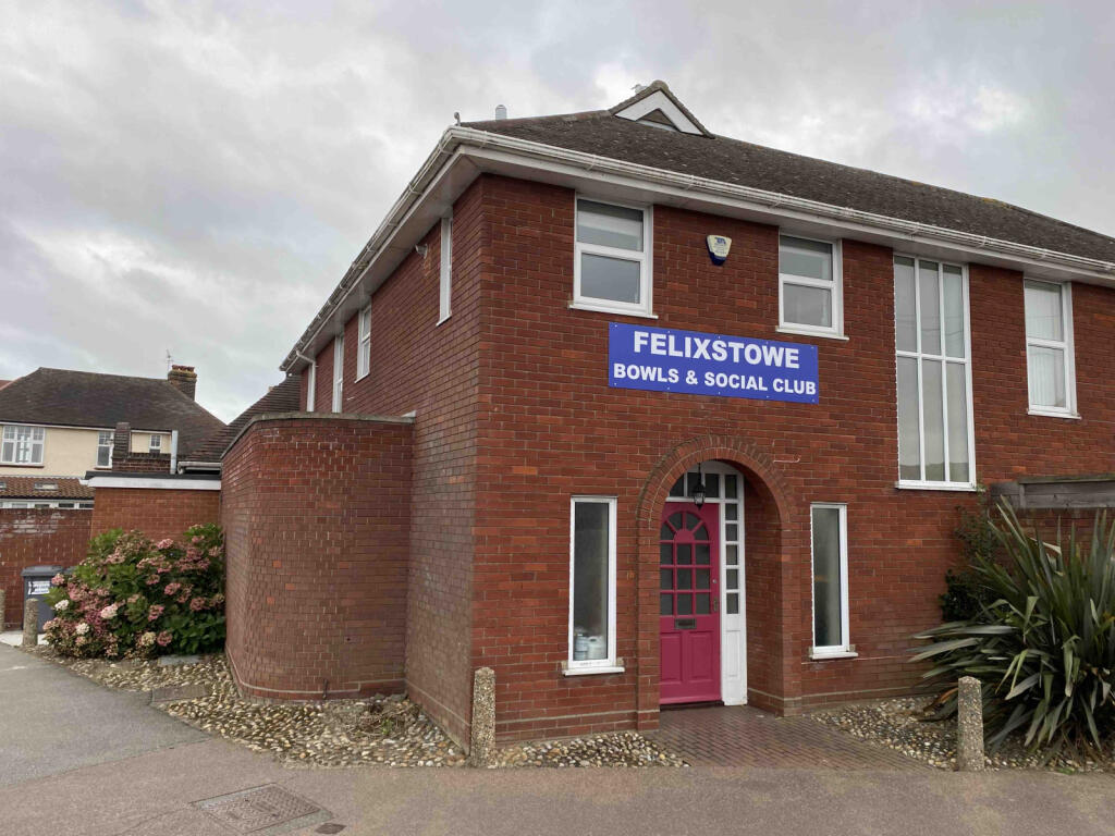 1 Bedroom first floor flat